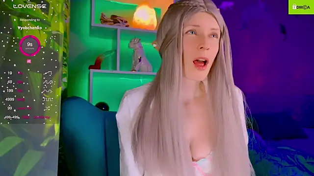 Snapshot of Flash_Summer chatting on October 2025 12:52:02 AM Flash Summer online show from October 2025 12:52:02 AM