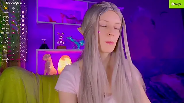 Flash Summer online show from December 2025 11:25:02 PM