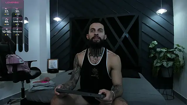 Apolo Bianco  online show from September 2025 11:08:02 PM