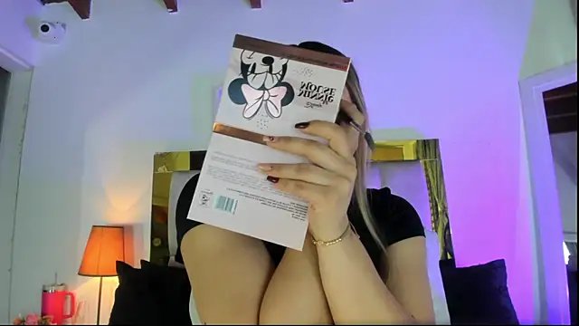 emmy r online show from December 2025 12:10:01 PM