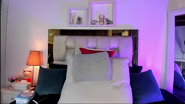 emmy r online show from March 2026 12:12:01 PM