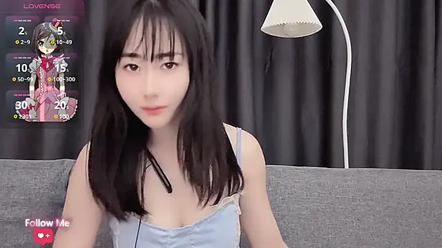 qiqi-- online show from December 2024 02:38:02 PM