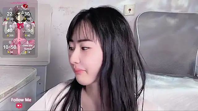 qiqi-- online show from December 2024 08:28:02 AM