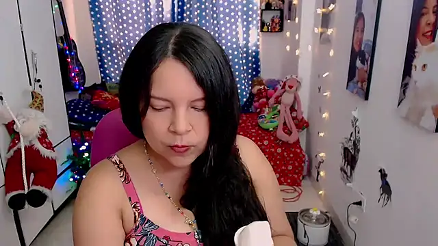 claryssa  online show from December 2024 08:58:02 PM