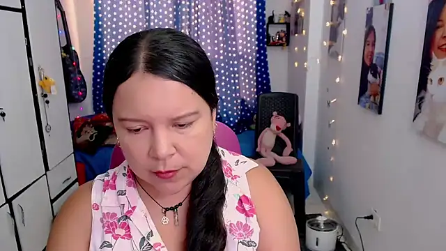 claryssa  online show from November 2025 08:30:02 PM