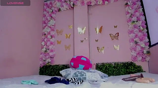 grandmother milf online show from April 2026 02:42:01 PM