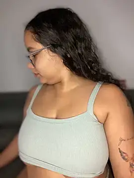 CurlyGirl 1 online show from December 2024 12:02:01 PM