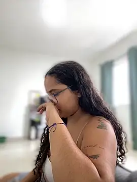 CurlyGirl 1 online show from December 2024 01:16:02 PM