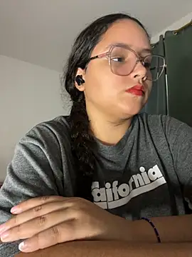 CurlyGirl 1 online show from September 2025 08:33:02 PM