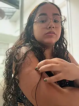CurlyGirl 1 online show from August 2026 04:53:01 PM