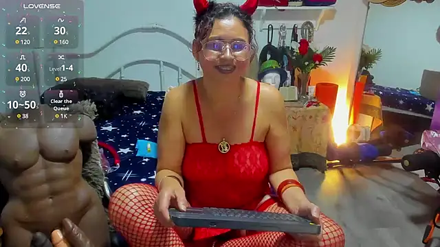 Snapshot of SheraHadee chatting on February 2025 08:54:01 PM SheraHadee online show from February 2025 08:54:01 PM