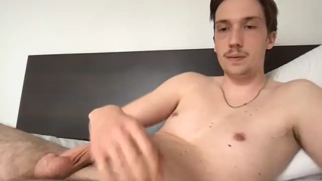 hungandfun05 online show from March 2026 03:12:02 PM