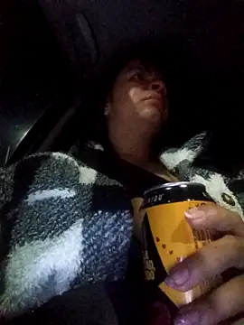 Snapshot of VivienAndClark chatting on November 2025 03:45:02 AM VivienAndClark online show from November 2025 03:45:02 AM