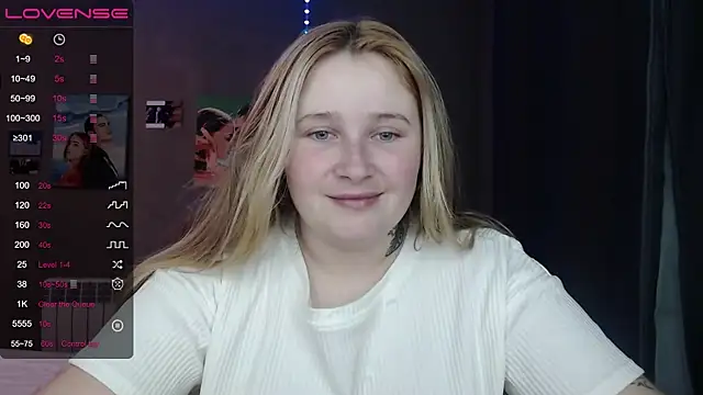 Light Luna online show from November 2025 02:08:02 PM