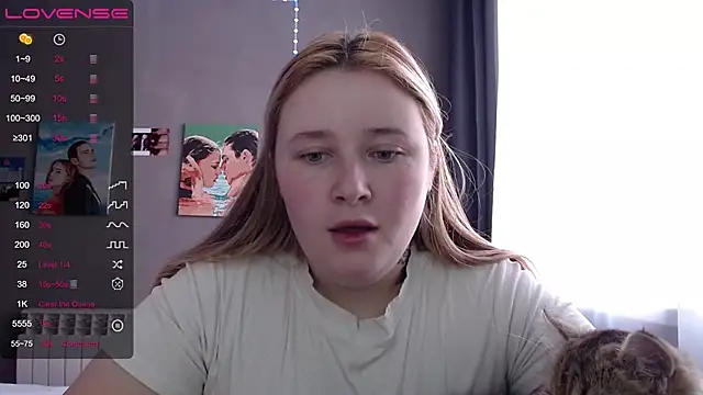 Light Luna online show from November 2025 08:55:01 AM