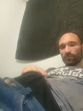 Snapshot of Johnnyw151 chatting on October 2025 02:07:01 PM Johnnyw151 online show from October 2025 02:07:01 PM