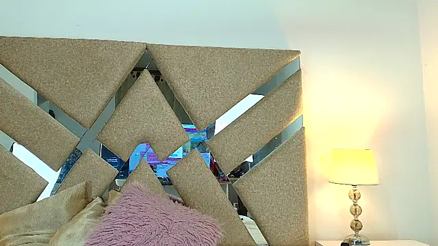 IsabellMendez  online show from January 2026 10:12:02 PM