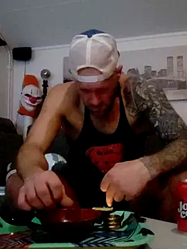 eltoulou online show from October 2025 08:32:01 PM