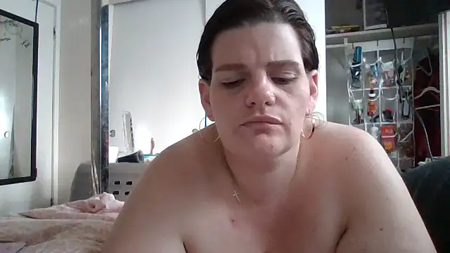 Snapshot of BeckiTooSweet chatting on October 2025 09:45:01 PM BeckiTooSweet online show from October 2025 09:45:01 PM