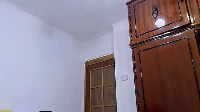 Catlady333 online show from November 2025 08:07:01 PM