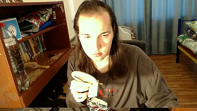 Snapshot of EvaMiron chatting on February 2025 05:20:01 AM EvaMiron online show from February 2025 05:20:01 AM