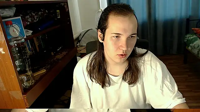 Snapshot of EvaMiron chatting on February 2025 07:15:01 AM EvaMiron online show from February 2025 07:15:01 AM