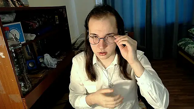 Snapshot of EvaMiron chatting on February 2025 05:36:02 AM EvaMiron online show from February 2025 05:36:02 AM
