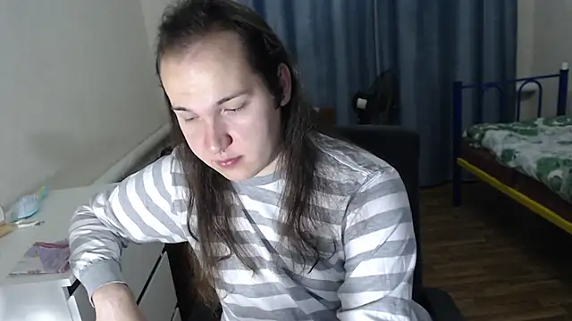 Snapshot of EvaMiron chatting on September 2025 02:31:01 PM EvaMiron online show from September 2025 02:31:01 PM