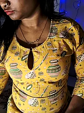 FANTASY QUEEN 07 online show from March 2025 09:53:01 AM