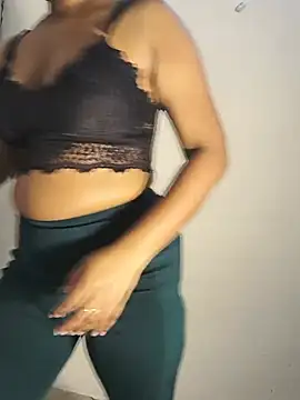 Snapshot of FANTASY_QUEEN_07 chatting on July 2026 02:25:02 AM FANTASY QUEEN 07 online show from July 2026 02:25:02 AM