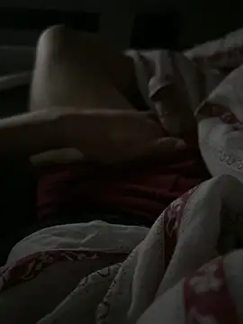 Snapshot of GimmiCumz chatting on February 2025 03:58:02 AM GimmiCumz online show from February 2025 03:58:02 AM