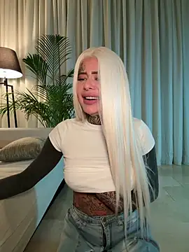 bambixboo online show from November 2025 10:26:02 PM