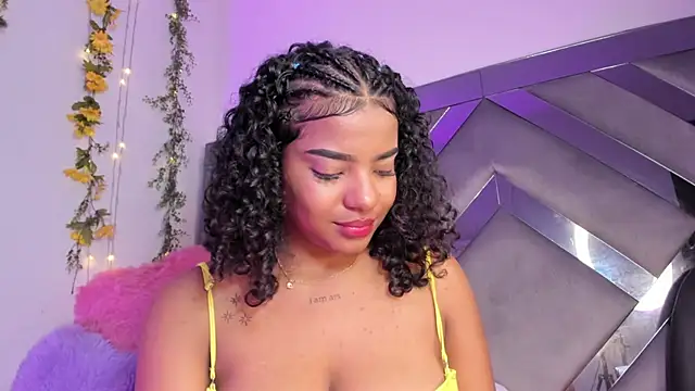 Iris hott1 online show from January 2025 03:36:02 AM