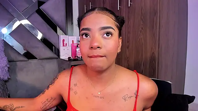 Iris hott1 online show from March 2025 08:16:01 AM