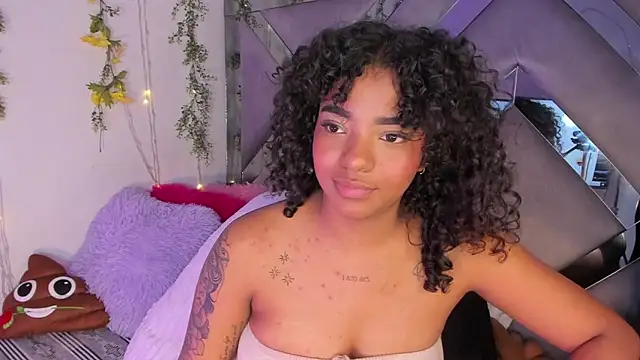 Iris hott1 online show from March 2025 06:15:02 AM