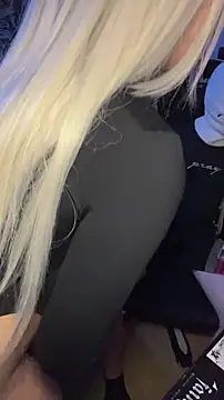 kinkygirl420x online show from March 2026 05:17:01 PM