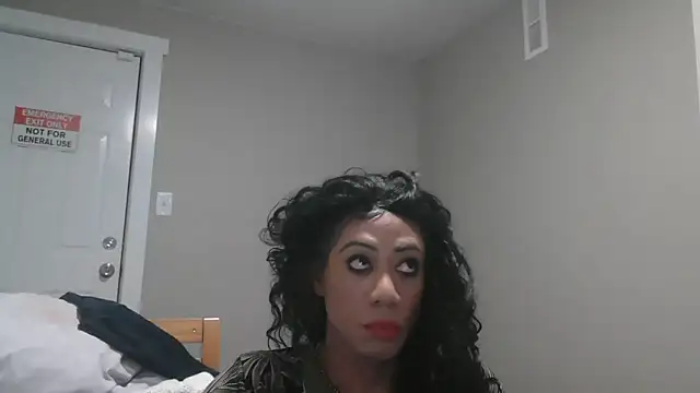 CaramelDipper online show from March 2026 12:43:01 PM