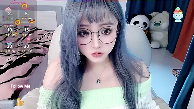 Snapshot of Sweet-18wanwan chatting on January 2025 02:04:01 PM Sweet-18wanwan online show from January 2025 02:04:01 PM