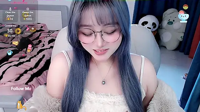 Snapshot of Sweet-18wanwan chatting on January 2025 01:40:01 PM Sweet-18wanwan online show from January 2025 01:40:01 PM