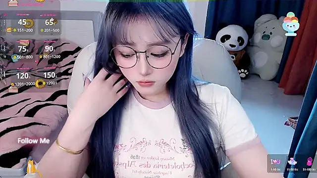 Snapshot of Sweet-18wanwan chatting on January 2025 03:36:02 PM Sweet-18wanwan online show from January 2025 03:36:02 PM