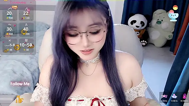 Snapshot of Sweet-18wanwan chatting on February 2025 06:35:01 PM Sweet-18wanwan online show from February 2025 06:35:01 PM