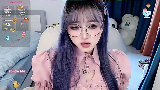 Snapshot of Sweet-18wanwan chatting on February 2025 06:23:02 PM Sweet-18wanwan online show from February 2025 06:23:02 PM