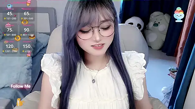 Snapshot of Sweet-18wanwan chatting on February 2025 06:32:02 PM Sweet-18wanwan online show from February 2025 06:32:02 PM