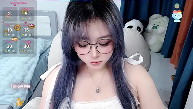 Snapshot of Sweet-18wanwan chatting on February 2025 04:59:01 PM Sweet-18wanwan online show from February 2025 04:59:01 PM