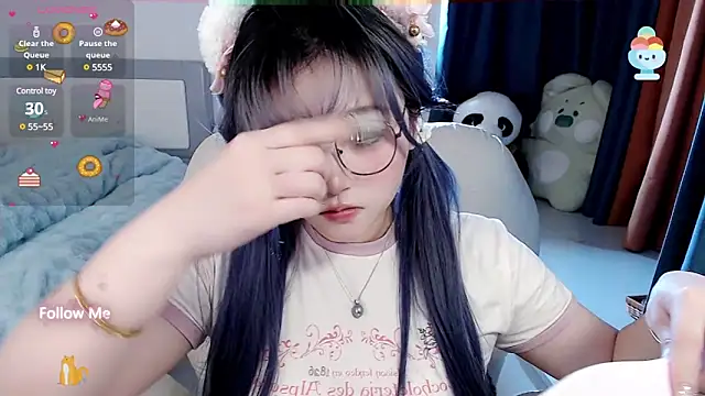 Snapshot of Sweet-18wanwan chatting on March 2025 07:47:02 PM Sweet-18wanwan online show from March 2025 07:47:02 PM
