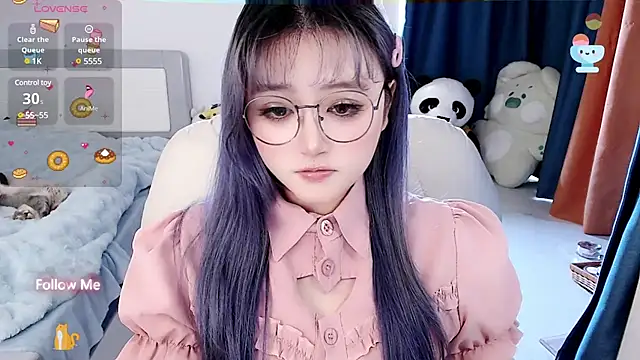 Snapshot of Sweet-18wanwan chatting on March 2025 11:59:02 PM Sweet-18wanwan online show from March 2025 11:59:02 PM