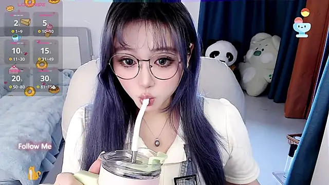 Snapshot of Sweet-18wanwan chatting on March 2025 04:04:02 PM Sweet-18wanwan online show from March 2025 04:04:02 PM