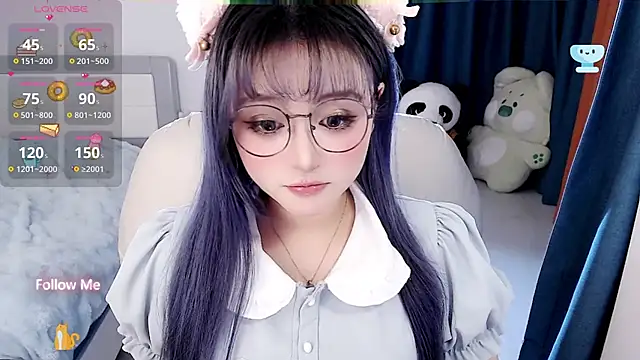 Snapshot of Sweet-18wanwan chatting on March 2025 07:35:01 PM Sweet-18wanwan online show from March 2025 07:35:01 PM