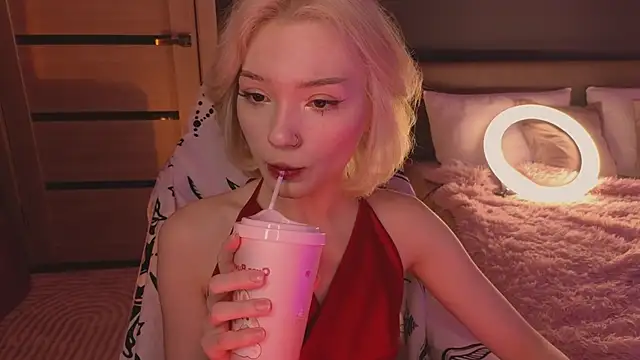 Snapshot of SandraBoyl chatting on January 2025 01:22:02 AM SandraBoyl online show from January 2025 01:22:02 AM