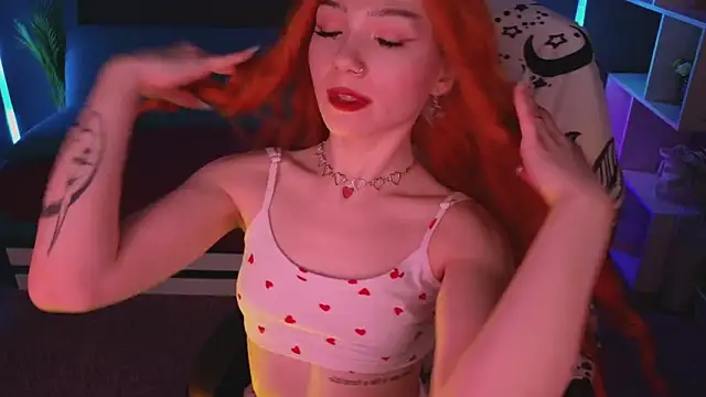 Snapshot of SandraBoyl chatting on February 2025 07:27:01 AM SandraBoyl online show from February 2025 07:27:01 AM